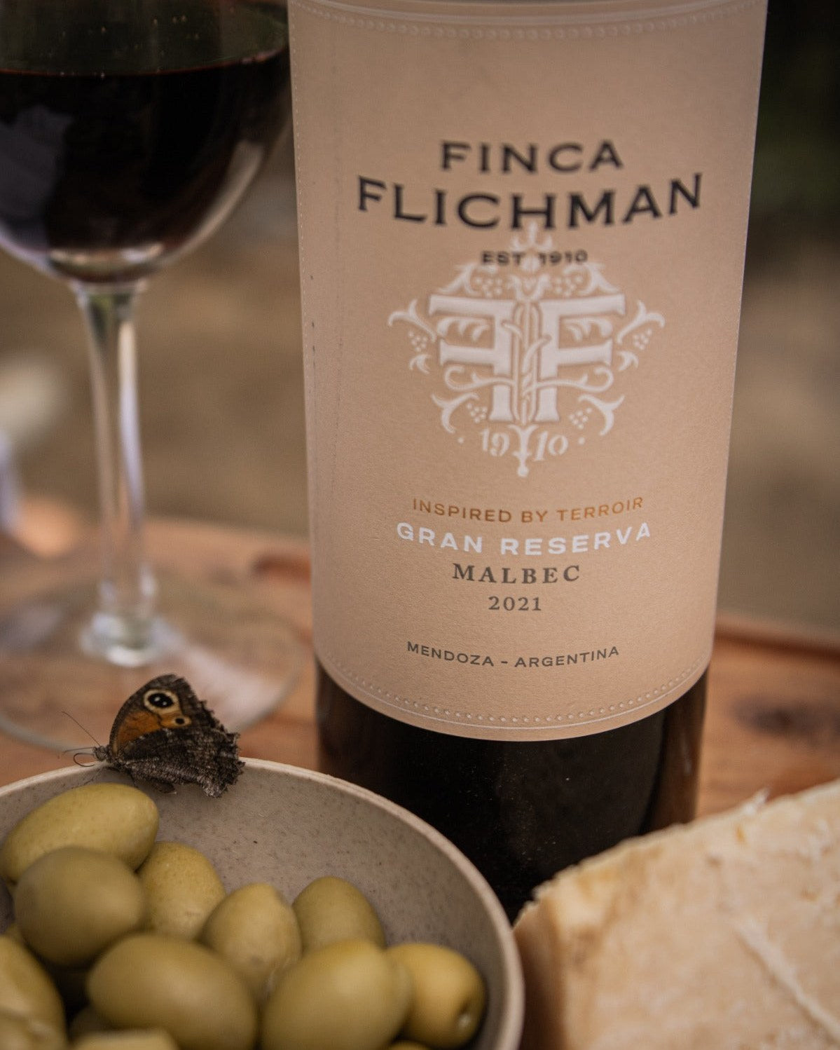 Finca Flichman Gran Reserva Malbec with olives and cheese